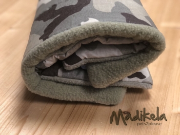Preview: Kuscheldecke Design Camouflage I / khaki hell 50 x 70 cm Preview: Kuscheldecke Design Camouflage I / khaki hell 50 x 70 cm